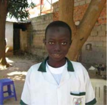 アフリカの生徒支援チャリティ活動